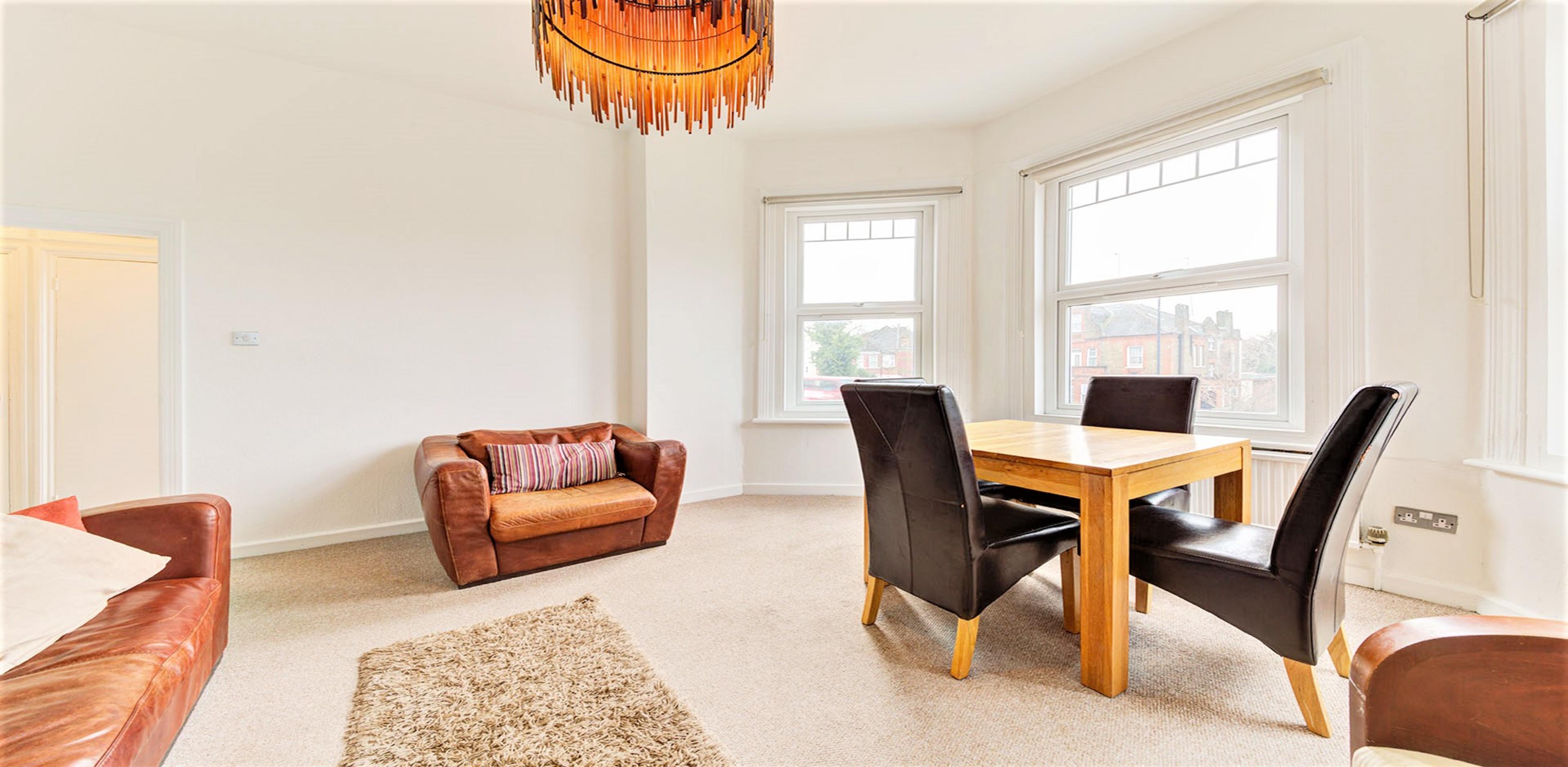 			GARDEN , 2 Bedroom, 1 bath, 1 reception Flat			 Shoot Up Hill, KILBURN NW2